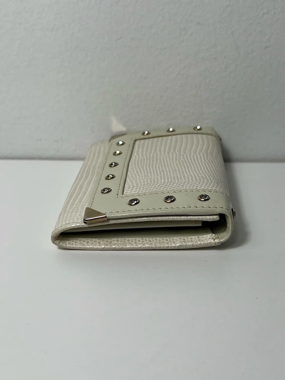 Swarovski Crystal Embellished Lizard Embossed Bifold Leather Wallet - Picture 4 of 10